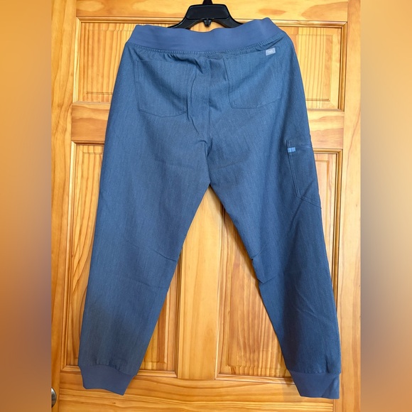 Figs Zamora Jogger - Petite, Heather Denim - Picture 2 of 4